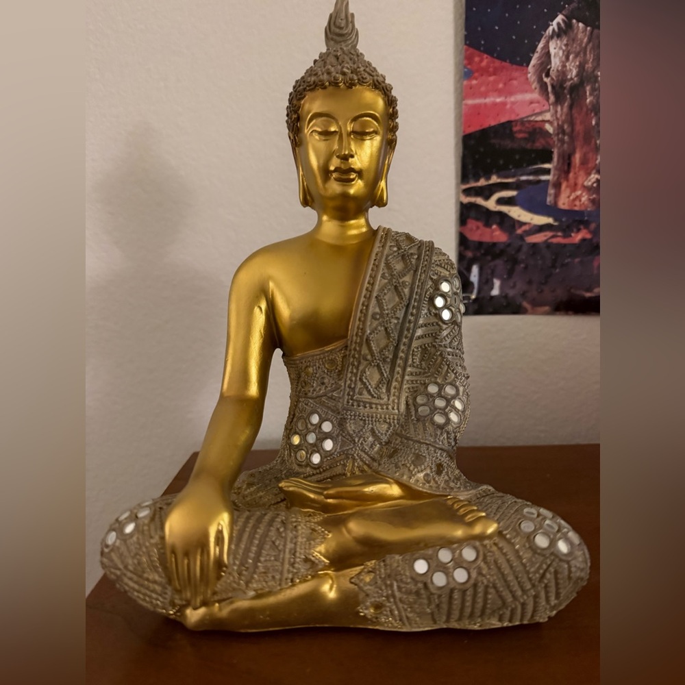 NWOT - 11 Inch Tall Golden Buddha Statue with Intricate Detailing